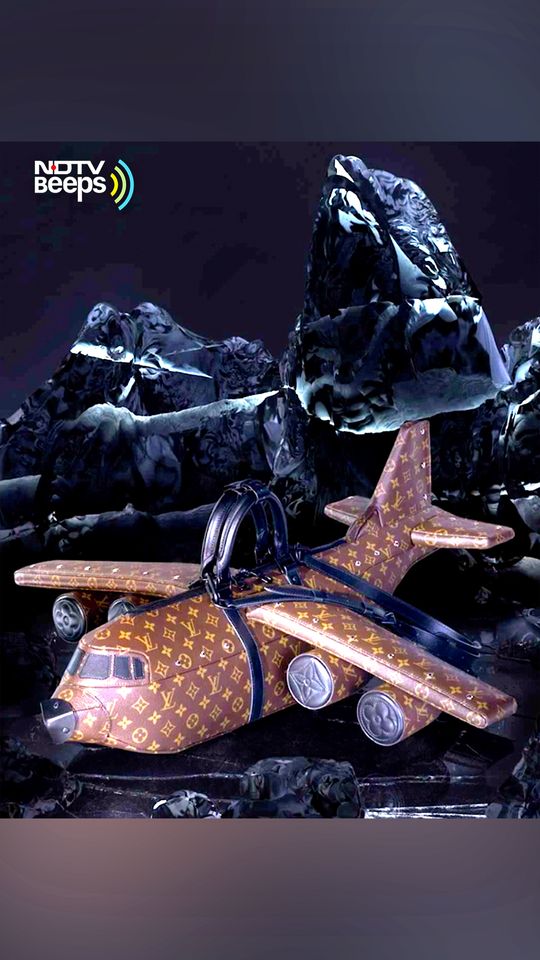 Louis Vuitton Airplane Pocketbook